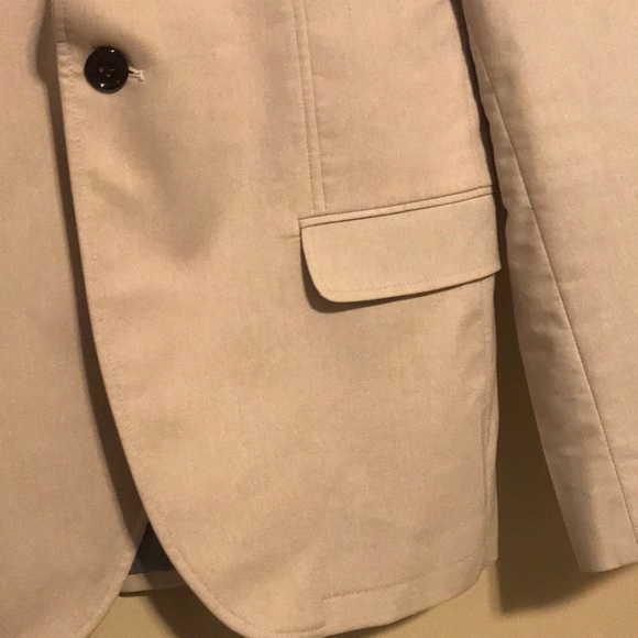 Le Chateau Blazer - Picture 3 of 7